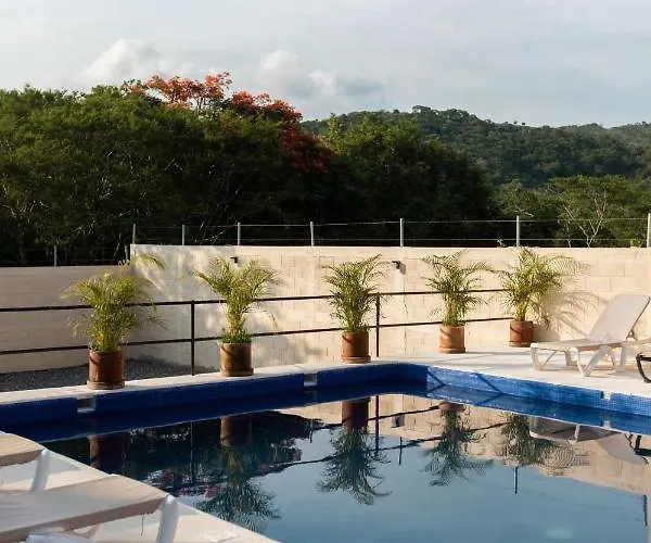 Isla Bonita Zihuatanejo