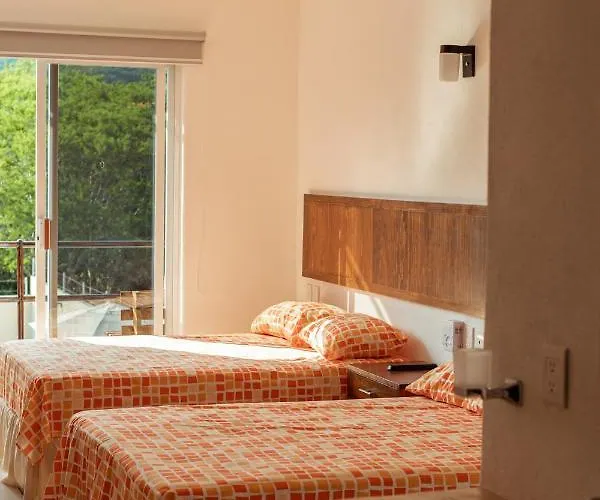 Isla Bonita Guest house 4*