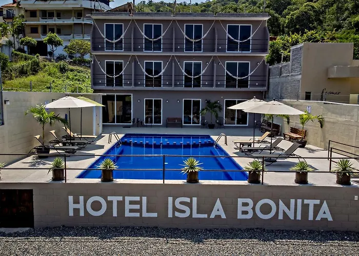 Isla Bonita Guest house 4*